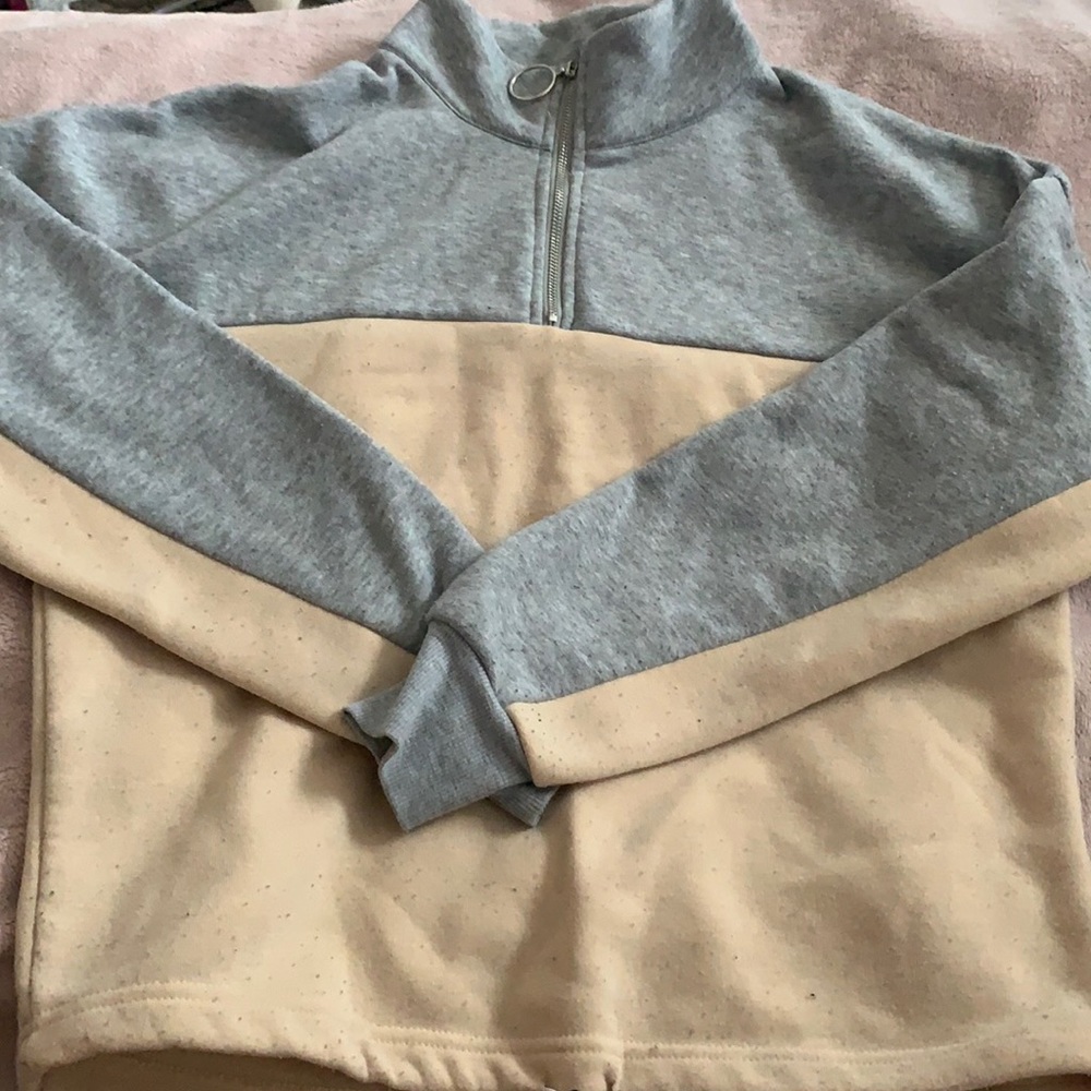 Sweater! ✨